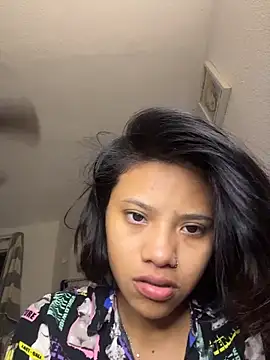 Snapshot of Nia_Desire chatting on 10, 6, 2026 Nia Desire online show from 10, 6, 2026