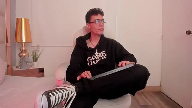 dark sun302 online show from 12, 11, 2025