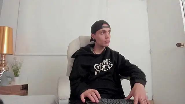 dark sun302 online show from 25, 11, 2025