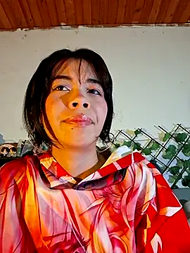 Snapshot of dolliette24 chatting on 22, 7, 2026 dolliette24 online show from 22, 7, 2026