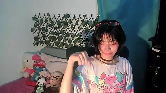 Snapshot of dolliette24 chatting on 23, 9, 2025 dolliette24 online show from 23, 9, 2025