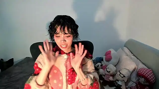 Snapshot of dolliette24 chatting on 9, 9, 2025 dolliette24 online show from 9, 9, 2025