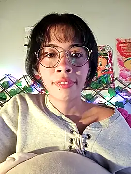 Snapshot of dolliette24 chatting on 10, 5, 2026 dolliette24 online show from 10, 5, 2026