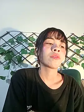 Snapshot of dolliette24 chatting on 20, 5, 2026 dolliette24 online show from 20, 5, 2026