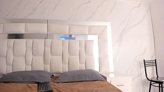 Maia Park online show from 12, 1, 2026