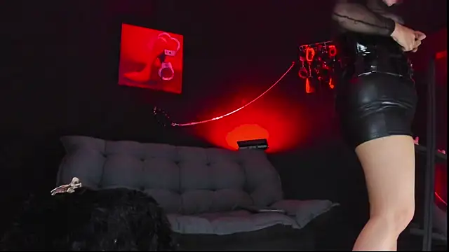 isabellestone online show from 4, 4, 2026