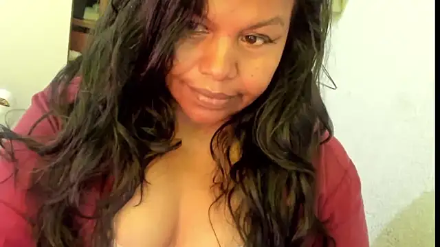 ebonylouissexyhot online show from 10, 9, 2025