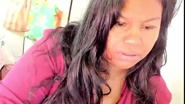 ebonylouissexyhot online show from 20, 9, 2025