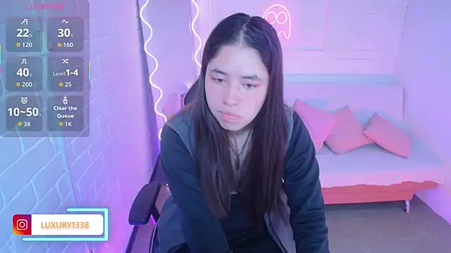 Luaxury tay online show from 13, 9, 2025