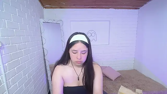 Luaxury tay online show from 6, 10, 2025