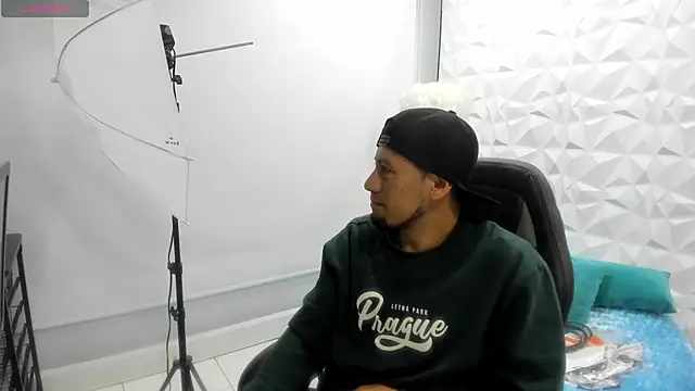 Snapshot of willou_86 chatting on 3, 10, 2025 willou 86 online show from 3, 10, 2025