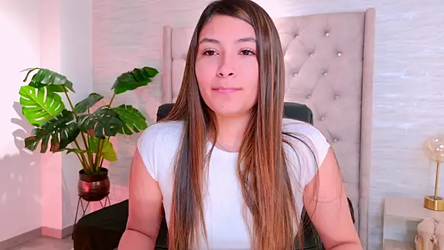 Snapshot of Abrill_cute chatting on 20, 9, 2025 Abrill cute online show from 20, 9, 2025