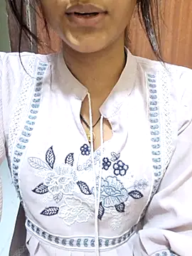 Snapshot of Raj-kumari chatting on 9, 7, 2026 Raj-kumari online show from 9, 7, 2026
