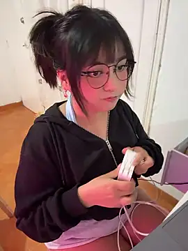 Snapshot of Lolii_Zoe chatting on 8, 1, 2026 Lolii Zoe online show from 8, 1, 2026