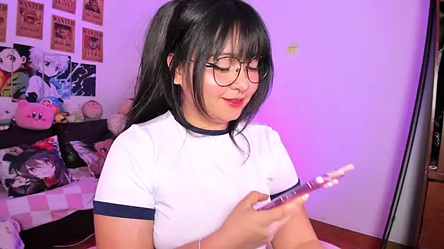 Snapshot of Lolii_Zoe chatting on 23, 2, 2026 Lolii Zoe online show from 23, 2, 2026