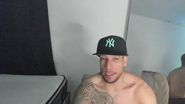 ThiagoLugo online show from 5, 4, 2026