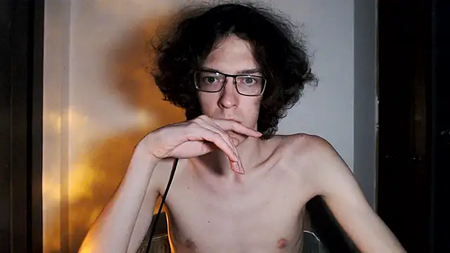 Snapshot of LovesomeCookie chatting on 6, 5, 2026 LovesomeCookie online show from 6, 5, 2026