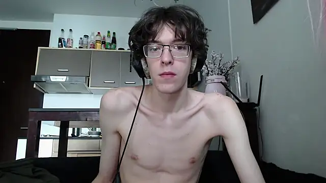 LovesomeCookie online show from 9, 10, 2025