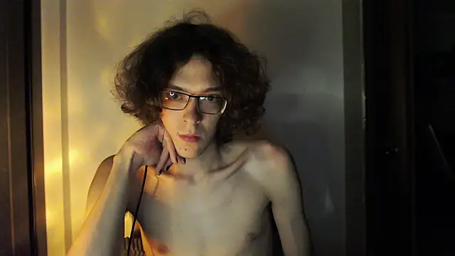 Snapshot of LovesomeCookie chatting on 29, 5, 2026 LovesomeCookie online show from 29, 5, 2026