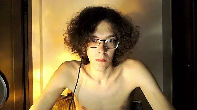 Snapshot of LovesomeCookie chatting on 15, 5, 2026 LovesomeCookie online show from 15, 5, 2026