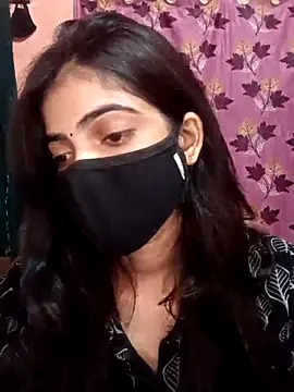 Queen Pooja7 online show from 3, 10, 2025