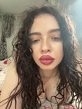 Hannah xBaby online show from 3, 12, 2025