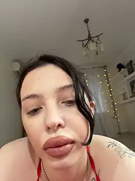 Hannah xBaby online show from 16, 11, 2025