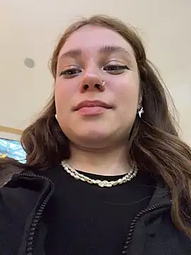 Snapshot of lucy-joy chatting on 27, 7, 2026 lucy-joy online show from 27, 7, 2026