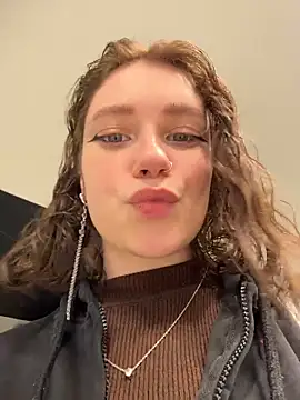 lucy-joy online show from 19, 12, 2025