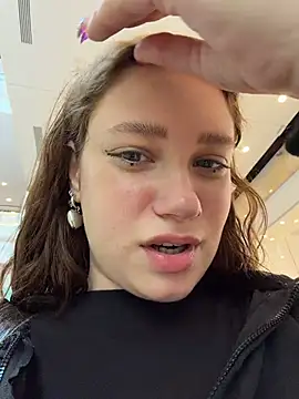 Snapshot of lucy-joy chatting on 16, 7, 2026 lucy-joy online show from 16, 7, 2026