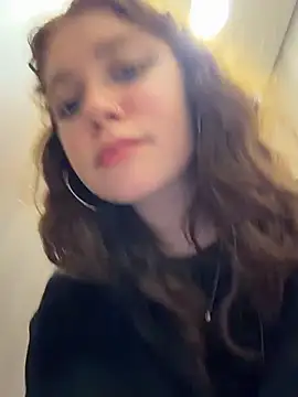 Snapshot of lucy-joy chatting on 6, 7, 2026 lucy-joy online show from 6, 7, 2026
