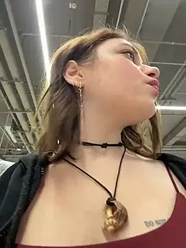 lucy-joy online show from 30, 11, 2025