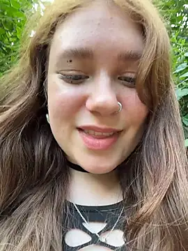 Snapshot of lucy-joy chatting on 28, 7, 2026 lucy-joy online show from 28, 7, 2026
