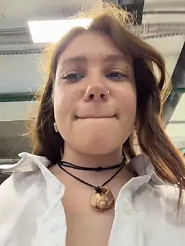 Snapshot of lucy-joy chatting on 11, 6, 2026 lucy-joy online show from 11, 6, 2026