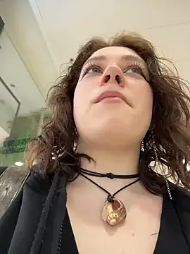 lucy-joy online show from 23, 2, 2026