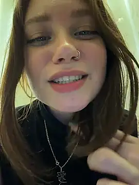 Snapshot of lucy-joy chatting on 11, 5, 2026 lucy-joy online show from 11, 5, 2026
