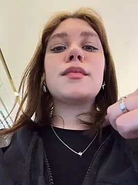 Snapshot of lucy-joy chatting on 26, 6, 2026 lucy-joy online show from 26, 6, 2026