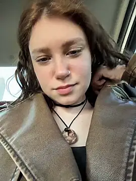 lucy-joy online show from 31, 3, 2026