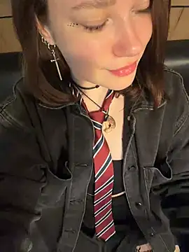 Snapshot of lucy-joy chatting on 9, 5, 2026 lucy-joy online show from 9, 5, 2026