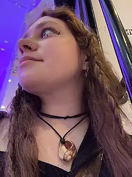 Snapshot of lucy-joy chatting on 9, 7, 2026 lucy-joy online show from 9, 7, 2026
