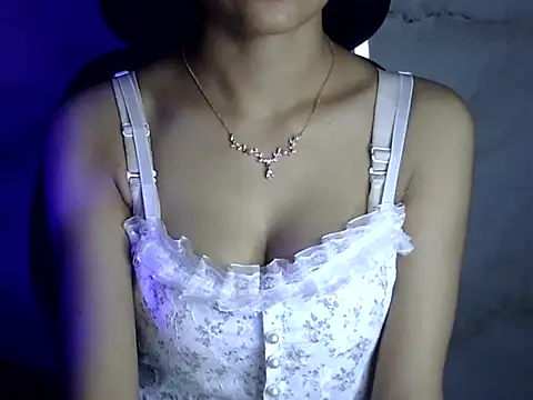 Snapshot of Shizuka_11 chatting on 14, 9, 2025 Shizuka 11 online show from 14, 9, 2025
