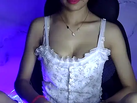 Snapshot of Shizuka_11 chatting on 19, 9, 2025 Shizuka 11 online show from 19, 9, 2025