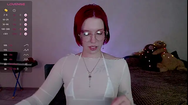Snapshot of Ruby_Flame chatting on 27, 10, 2025 Ruby Flame online show from 27, 10, 2025