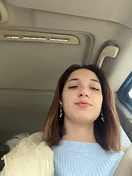 DollyTall online show from 6, 11, 2025