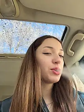 DollyTall online show from 20, 3, 2026