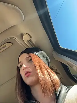 DollyTall online show from 15, 10, 2025