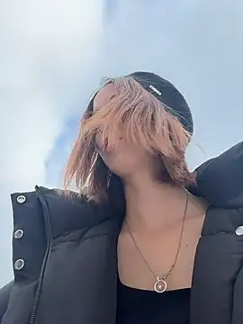 DollyTall online show from 11, 11, 2025