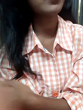 Snapshot of AnkitaDevi chatting on 4, 11, 2025 AnkitaDevi online show from 4, 11, 2025