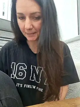 Snapshot of simpledi chatting on 30, 11, 2025 simpledi online show from 30, 11, 2025