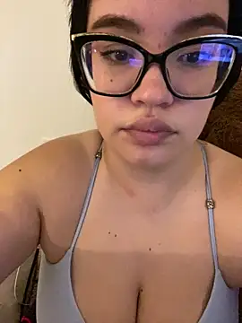 Snapshot of Emily_Taylor2 chatting on 18, 9, 2025 Emily Taylor2 online show from 18, 9, 2025
